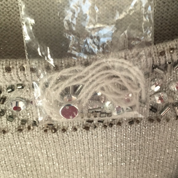 Sweater - Picture 5 of 5